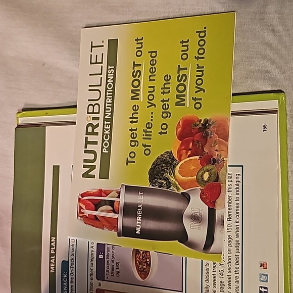 NutriBullet natural healing foods book - Picture 7 of 7